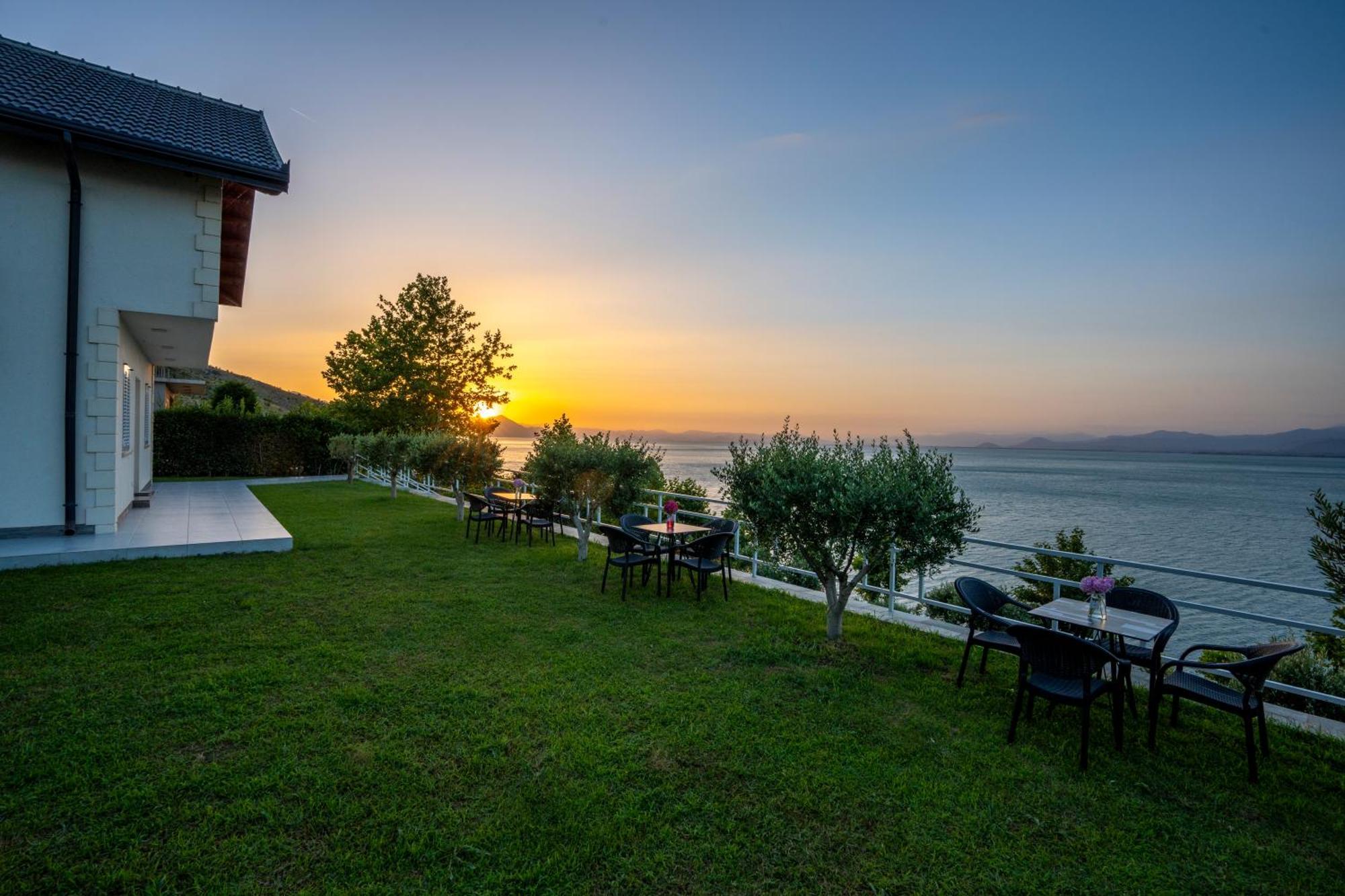 Xhuli Guesthouse Shkodër Exteriér fotografie