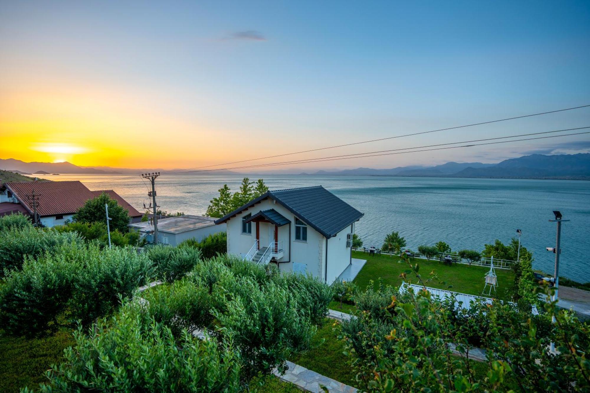 Xhuli Guesthouse Shkodër Exteriér fotografie
